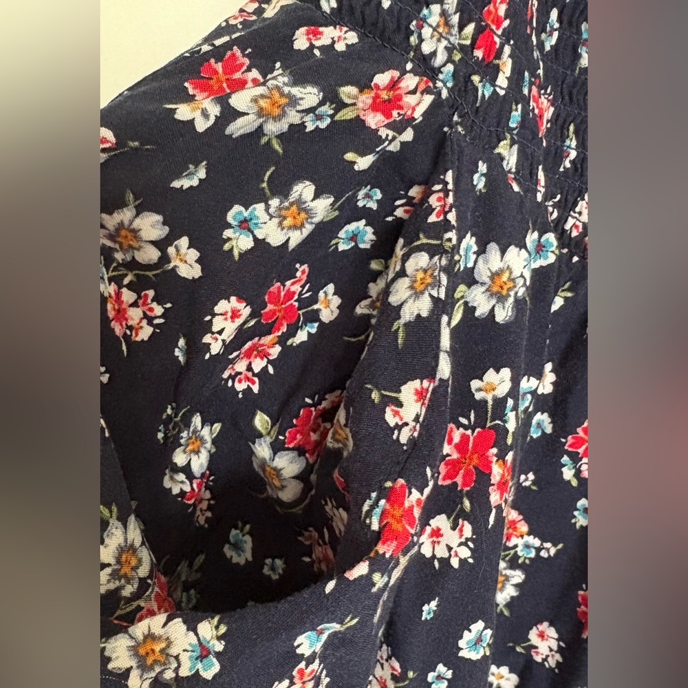 Torrid Navy Floral Off-Shoulder Dress with Red & White Blooms. Women size XS - Picture 5 of 9